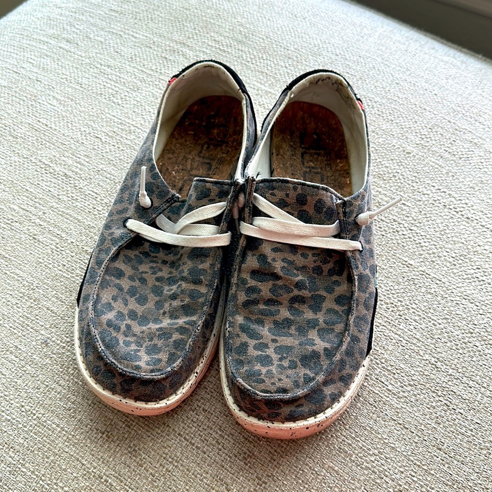 Hey Dude Women's Wendy Lace-Up Loafers Sz. 8